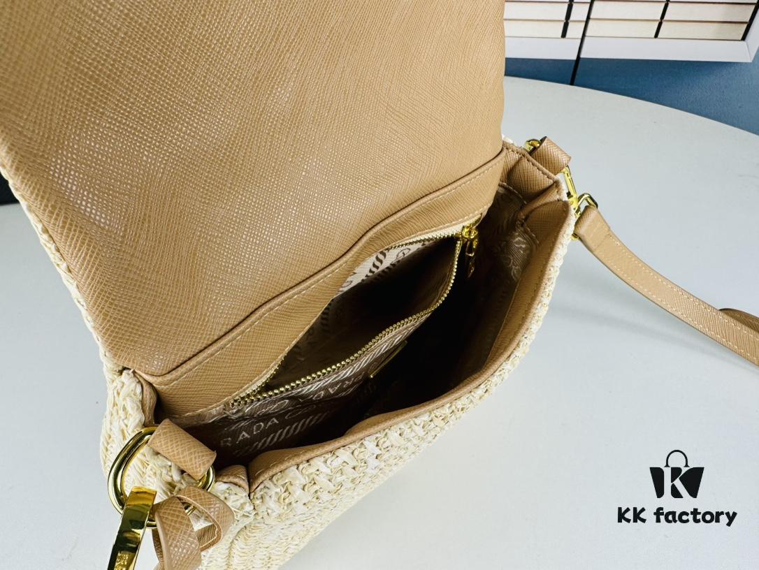 Raffia Woven Camera Bag, Model No. 2385, Box Size 20x12x8