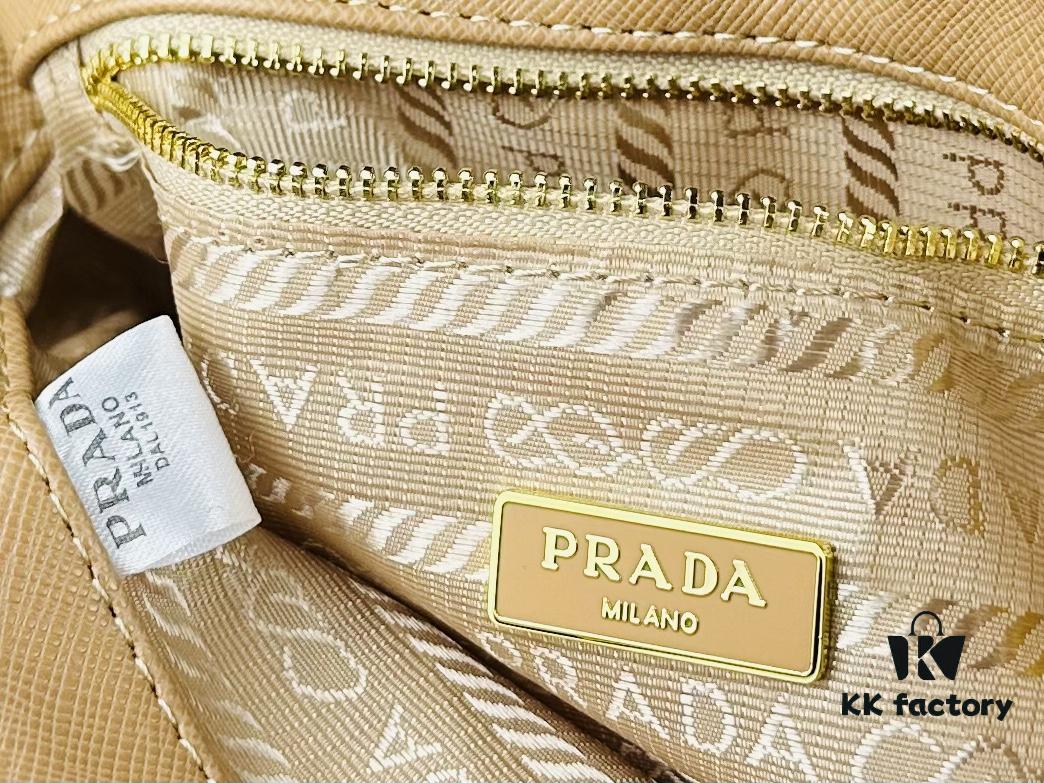 Raffia Woven Camera Bag, Model No. 2385, Box Size 20x12x8