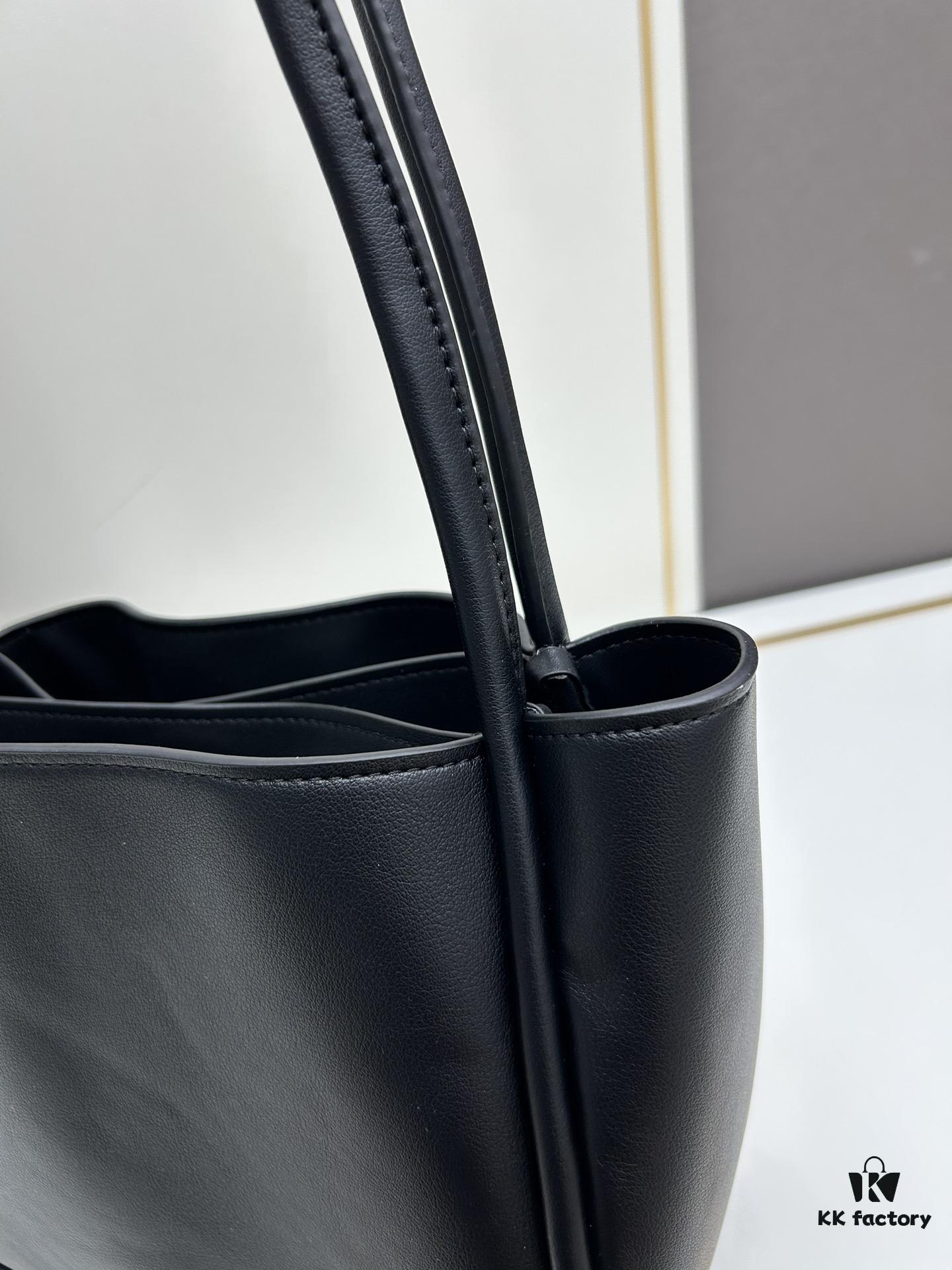 Prada Mini Tote with Box, 2024 New Arrival, Known as the 'Little Vegetable Basket', Made of Calf Leather with Triangle Logo, Exceptionally Minimalist and Versatile