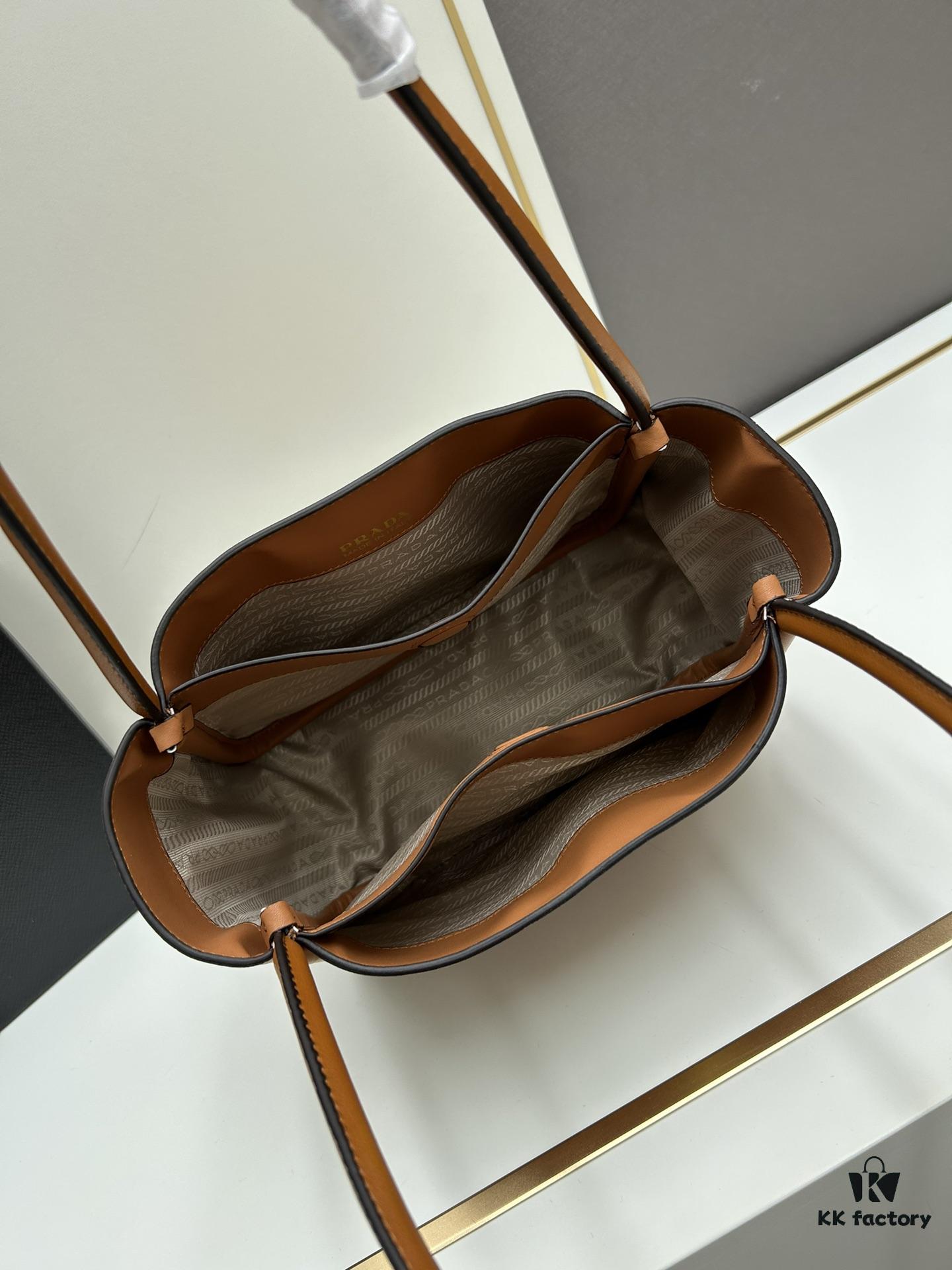 Prada Mini Tote Bag 24 New Arrival, Often Called the 'Little Vegetable Basket', Made of Cow Leather with Triangle Logo, Minimalist Design, Comes with Box