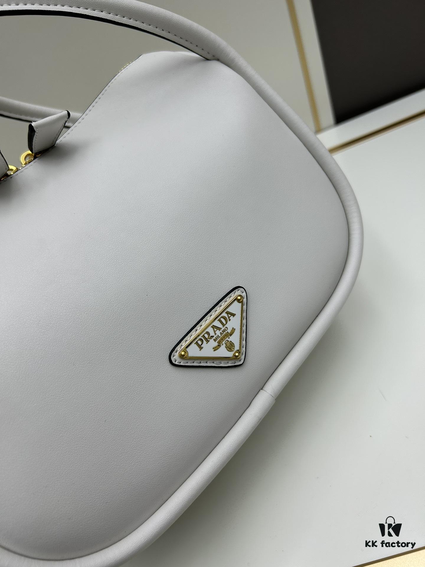 Prada's New Bag Design: A Stylish Crossbody with Tote Versatility