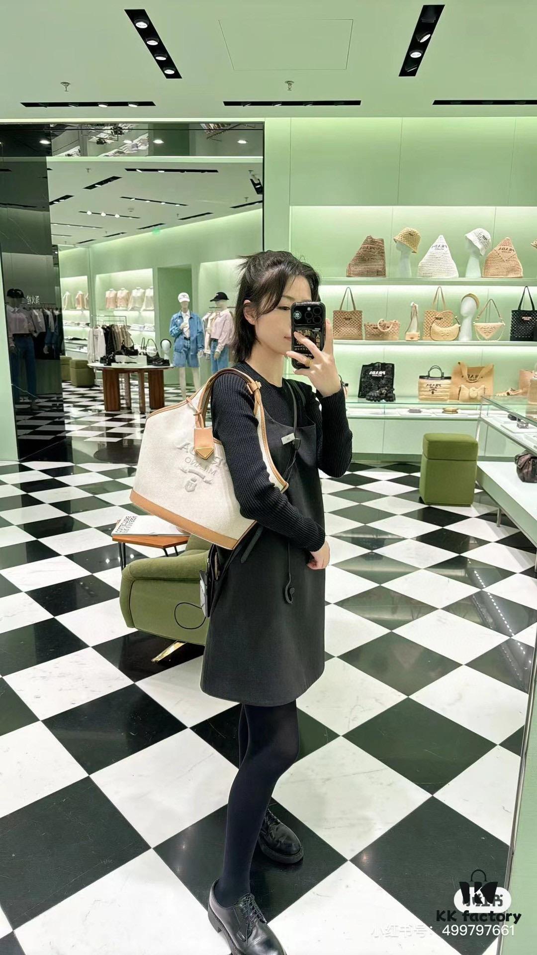 Large Size Prada New Linen Blend Tote Bag