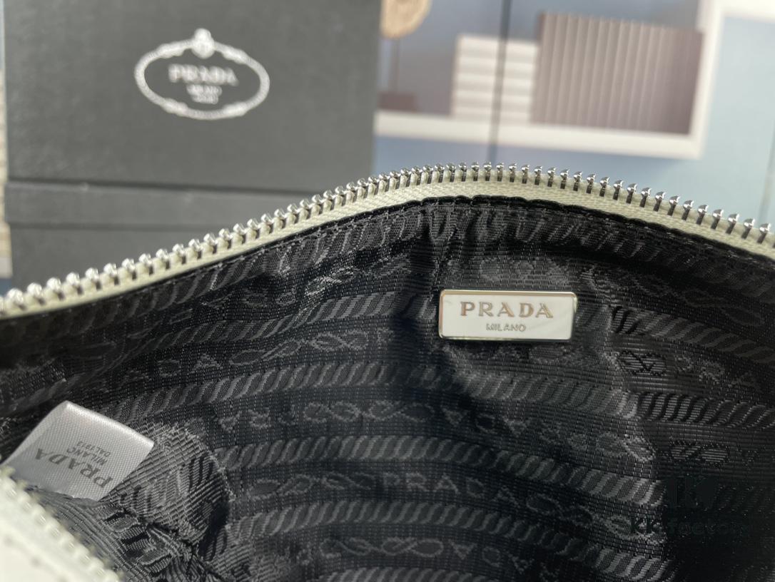 Prada 21K Tri-Fold Cross Texture Triangle Bag with Box