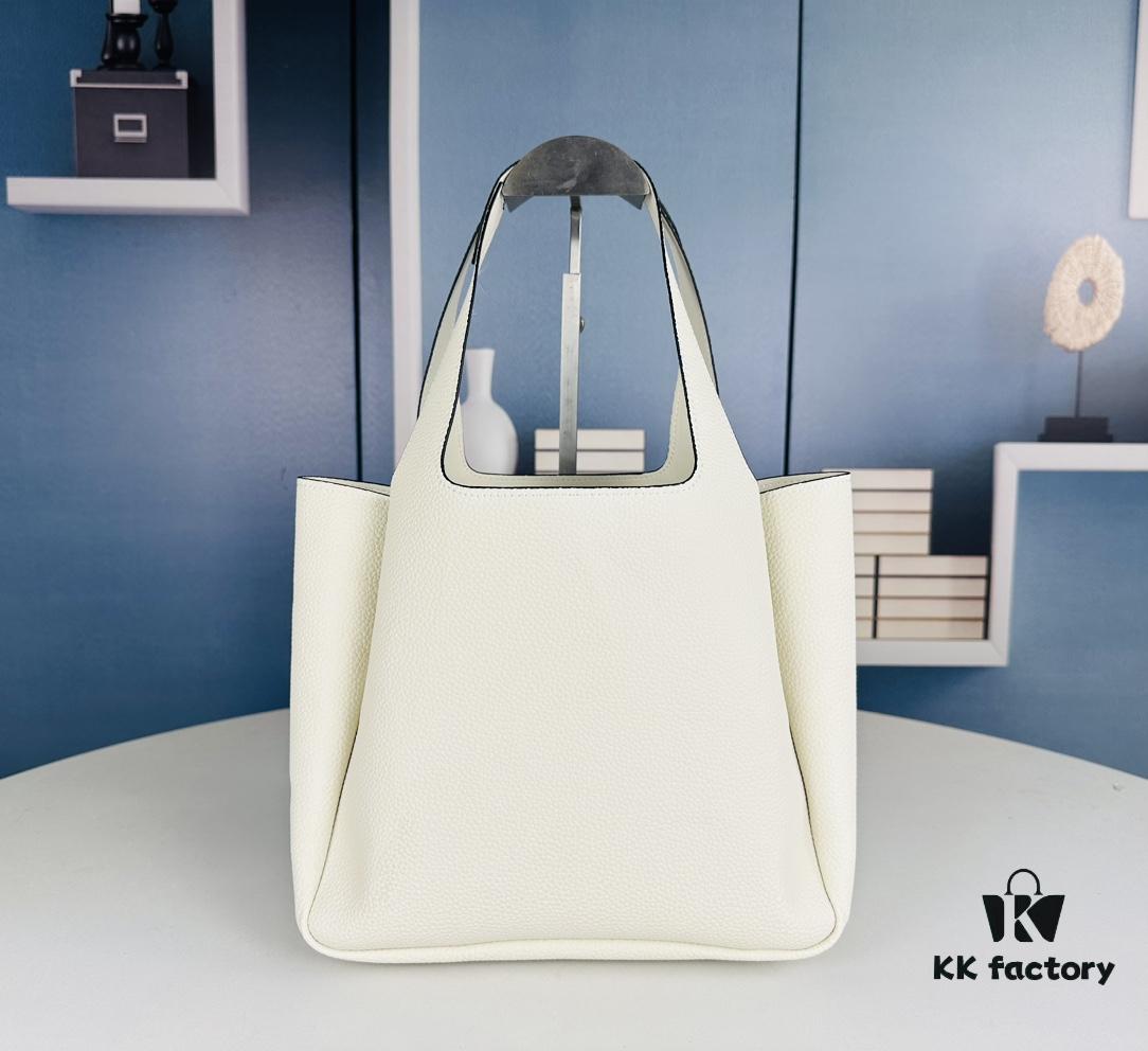 Large Leather Tote Bag with Box @Charlene Choi Sa WITH PRADA