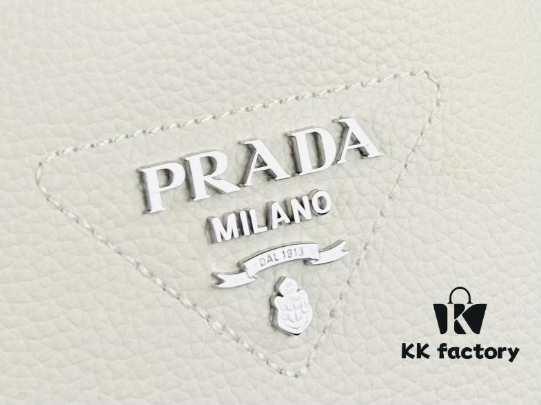 Large Leather Tote Bag with Box @Charlene Choi Sa WITH PRADA