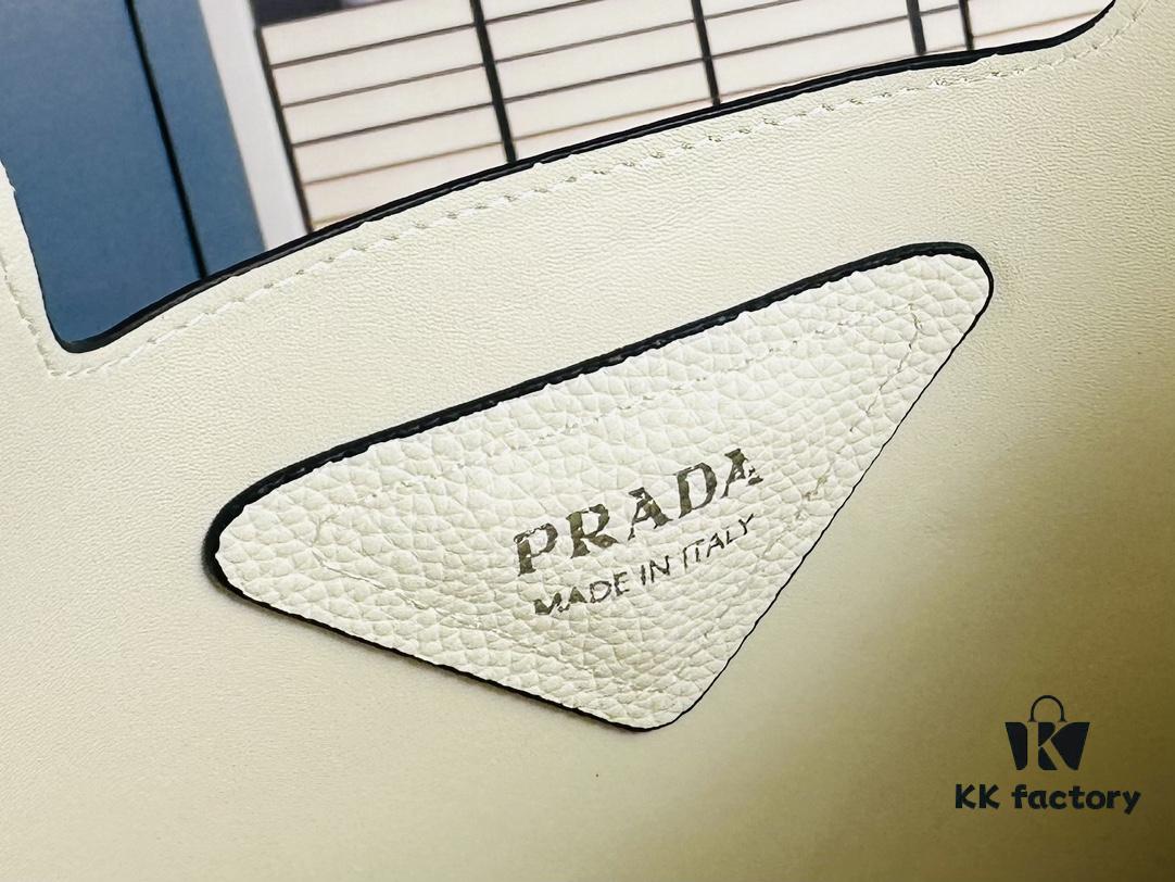 Large Leather Tote Bag with Box @Charlene Choi Sa WITH PRADA