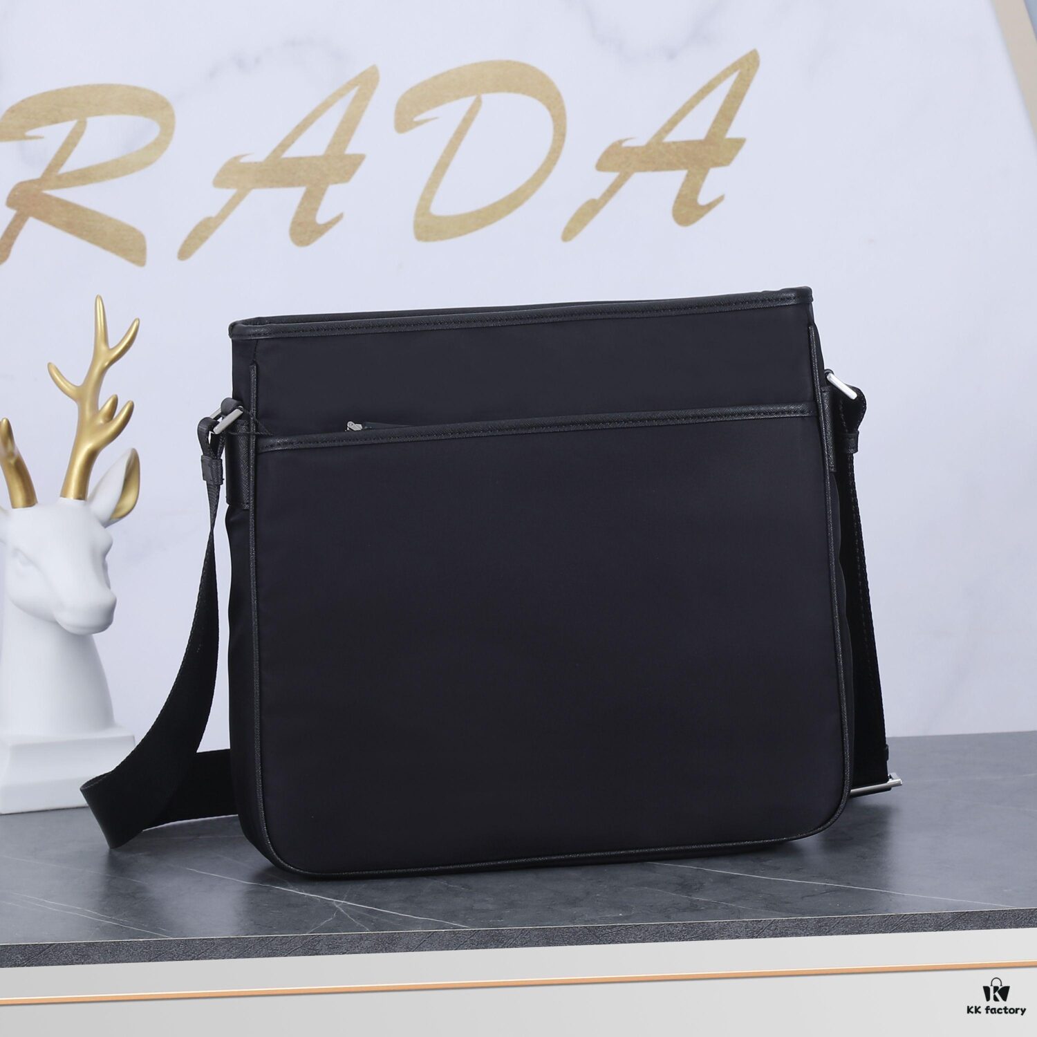 PRADA Men's Shoulder Bag, Classic Bestseller Model, Lightweight Original Waterproof Fabric, High-Quality Craftsmanship, 2VG953 Size: W31 x H29 x D7