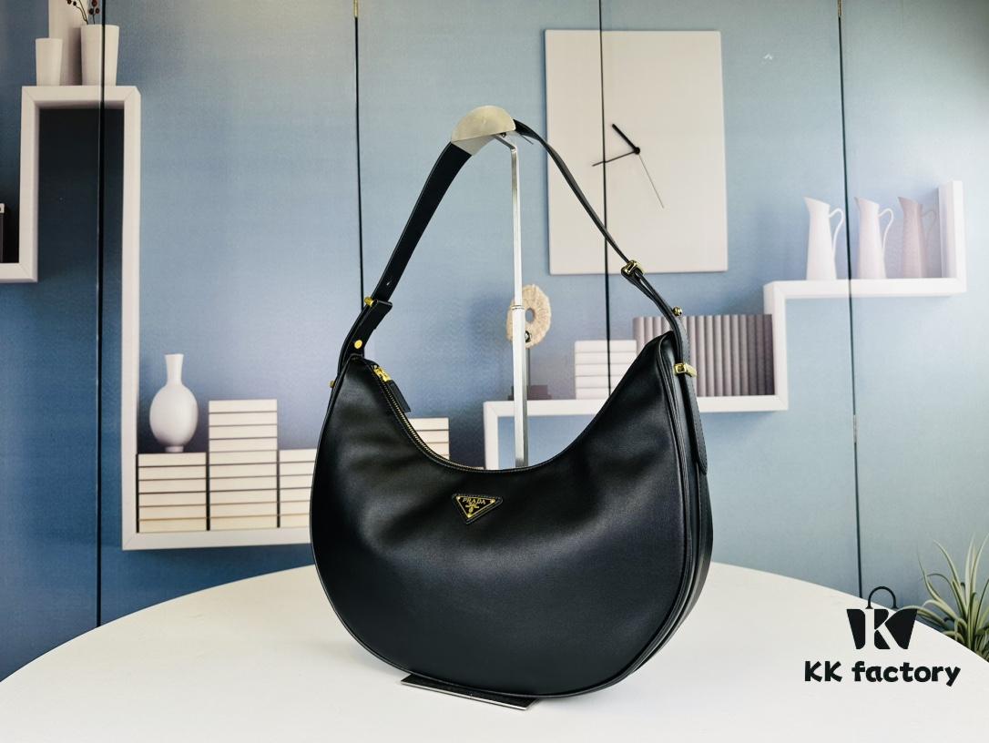 New Prada | Fashionable High-Street Style – Instantly Achieve Sweet and Cool Girl Vibes