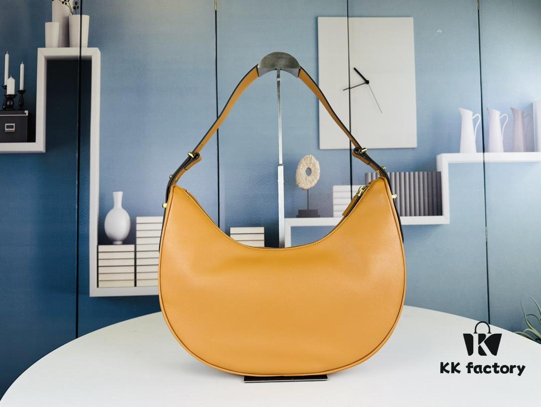 New Prada Arque Shoulder Bag | Fashionable High-Street Style – Instantly Chic and Sweet-Cool Vibe