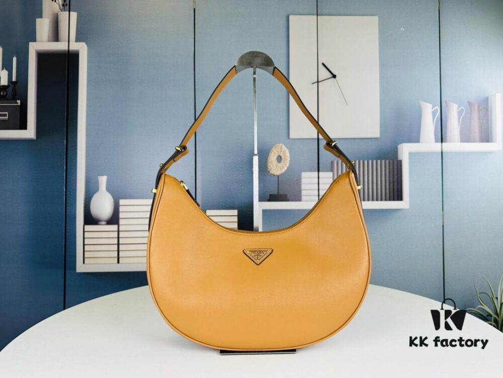 New Prada Arque Shoulder Bag | Fashionable High-Street Style – Instantly Chic and Sweet-Cool Vibe