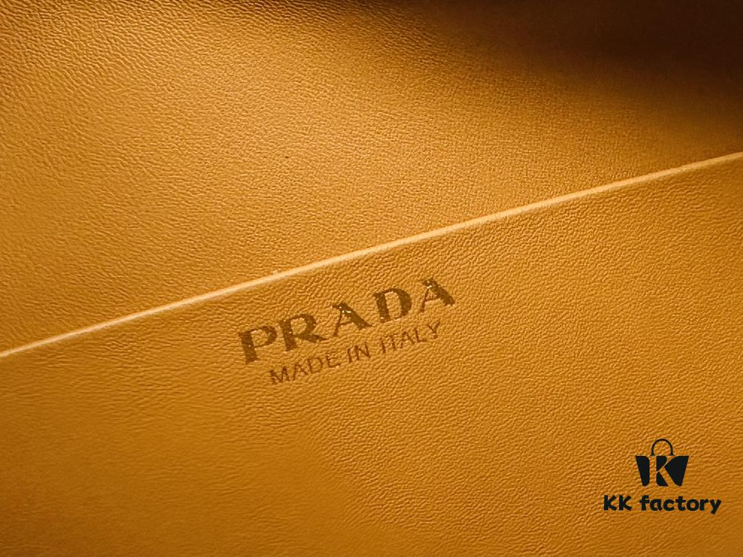 New Prada Arque Shoulder Bag | Fashionable High-Street Style – Instantly Chic and Sweet-Cool Vibe