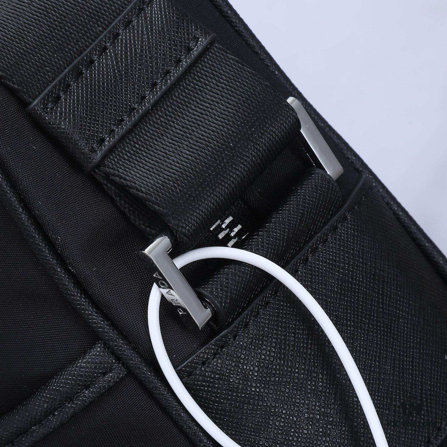 PRADA Men's Single Shoulder Bag, Classic Official Bestseller, Lightweight Original Waterproof Fabric, Model 002 Size: W24 x H28 x D8