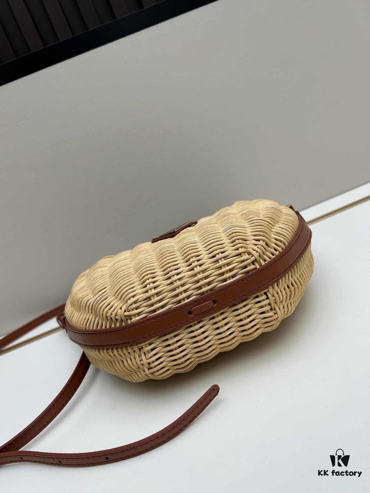 Box Included, PRADA Woven Style Beautiful Bag – Casual and Elegant