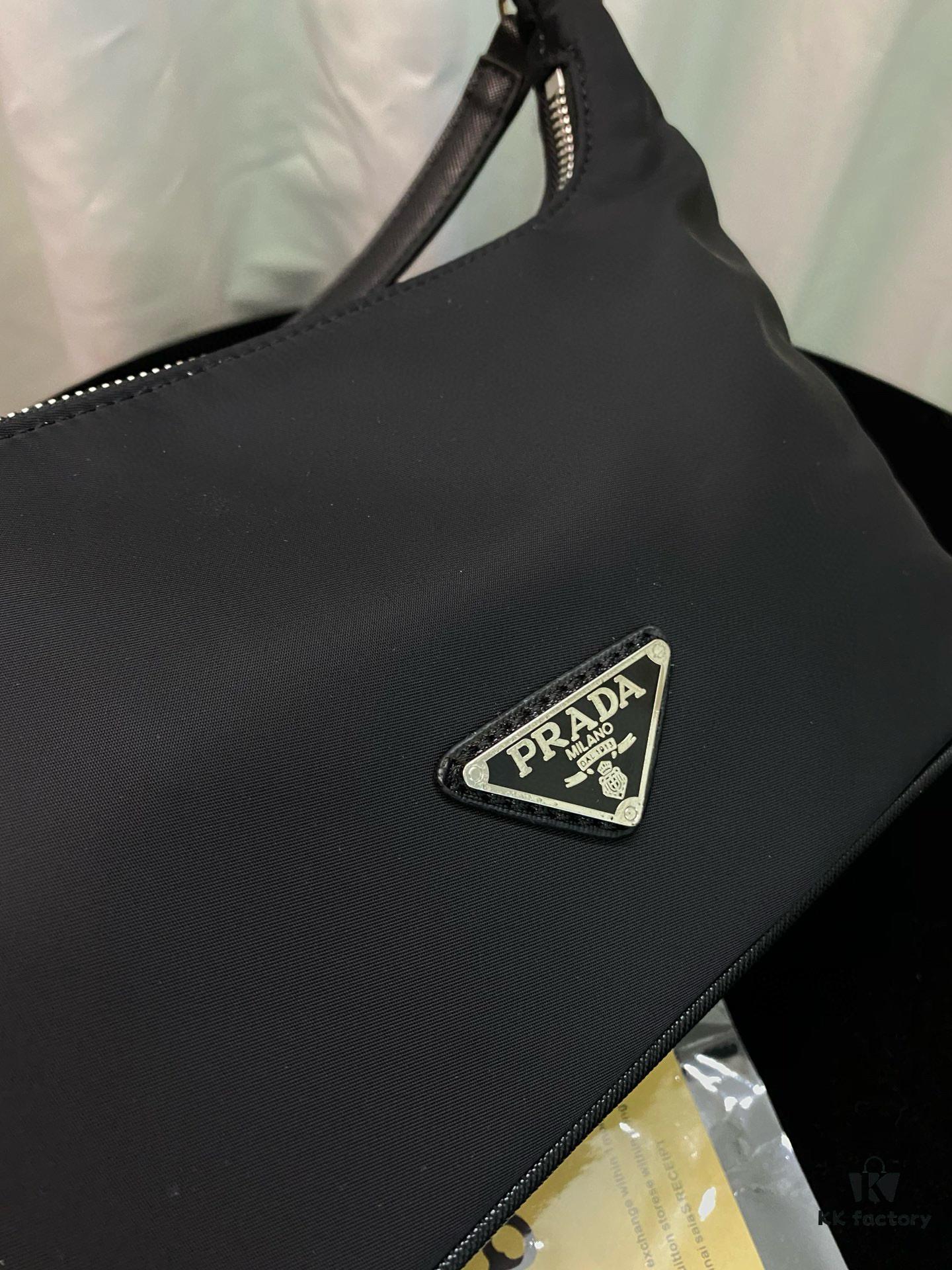 Prada Underarm Bag PRADA Eternal Classic Lightweight Fashion Must-Have for Trendsetters