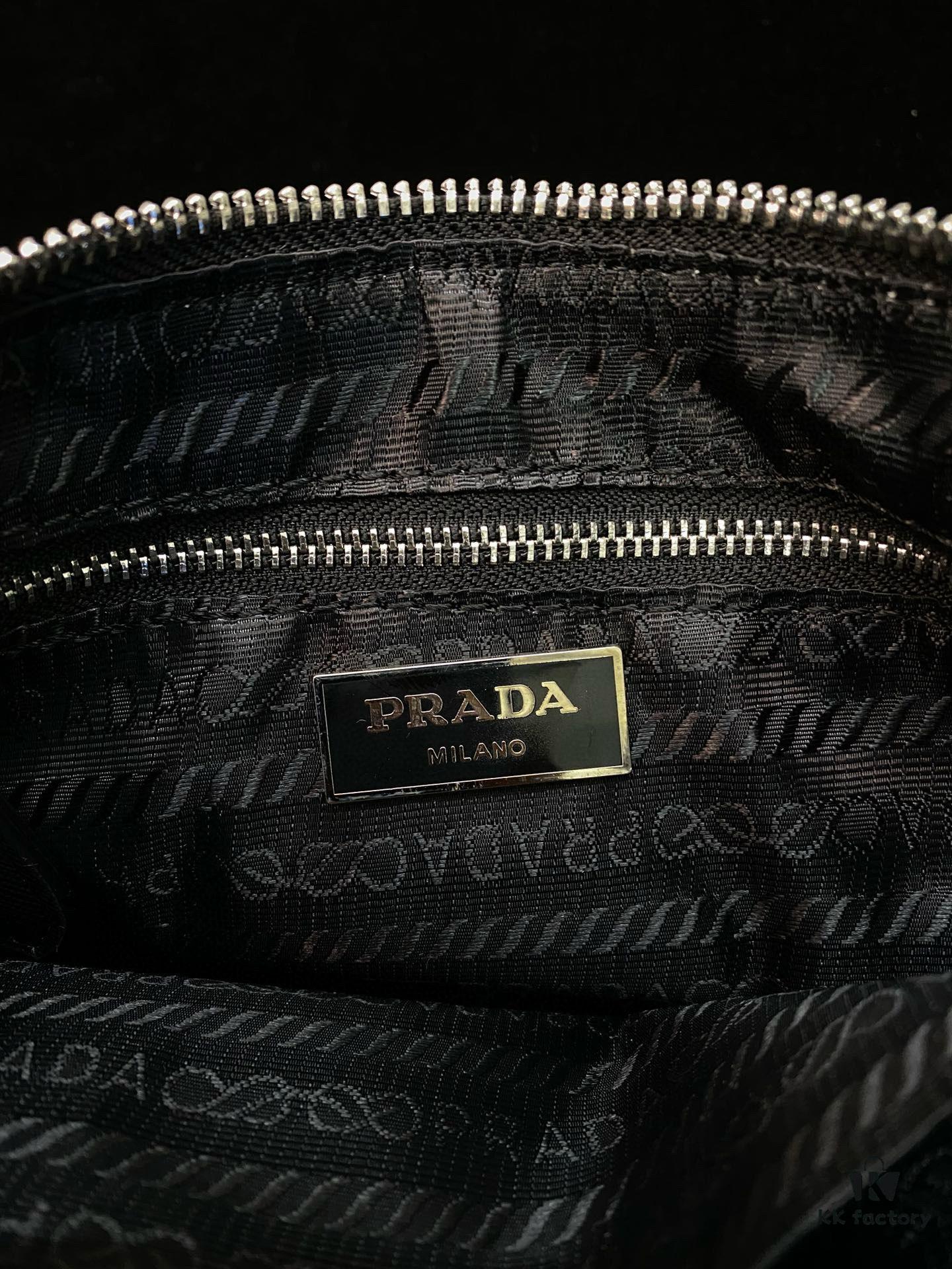 Prada Underarm Bag PRADA Eternal Classic Lightweight Fashion Must-Have for Trendsetters