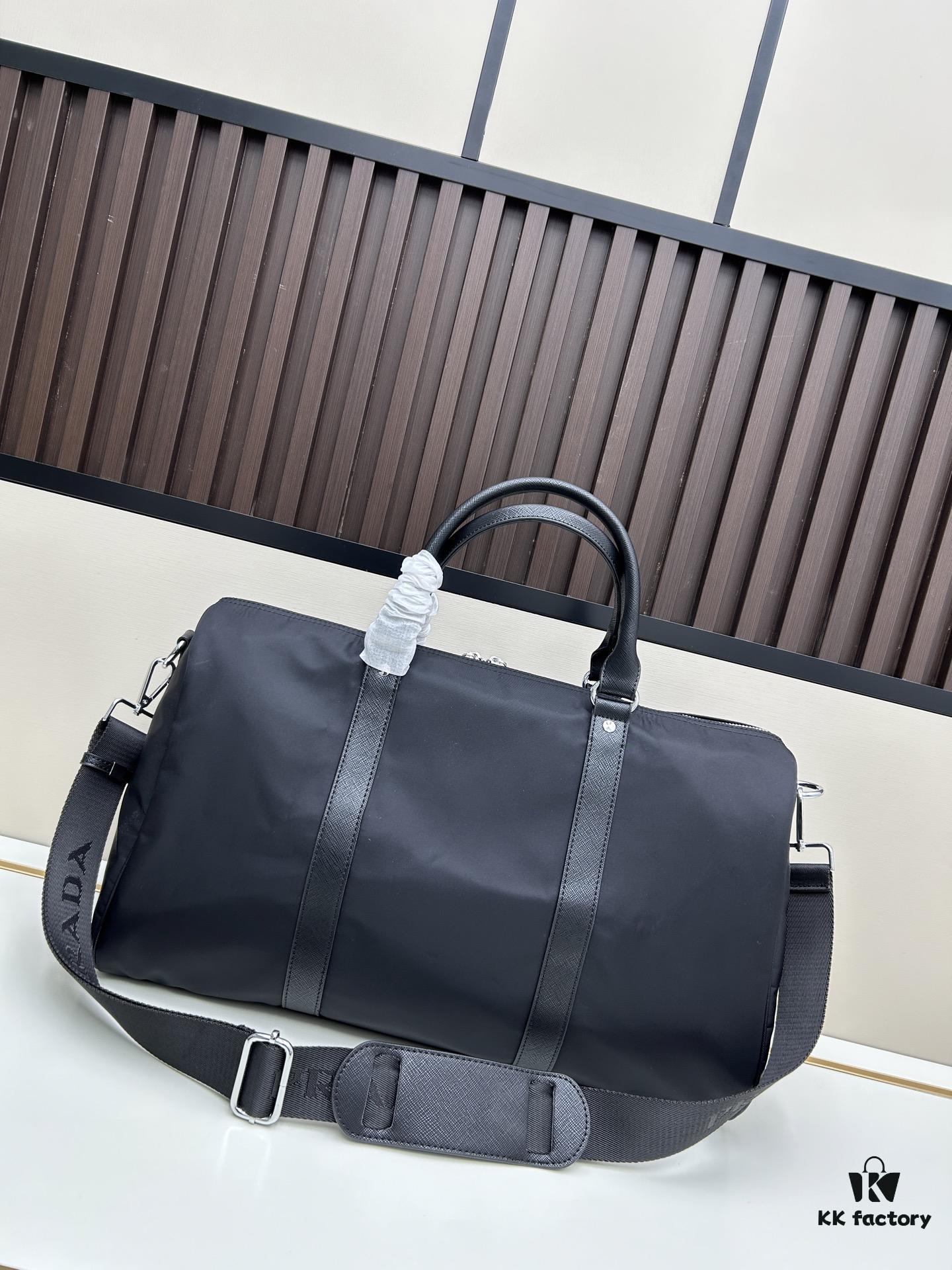 Travel Bag, Taking You to Explore the Beauty of the World