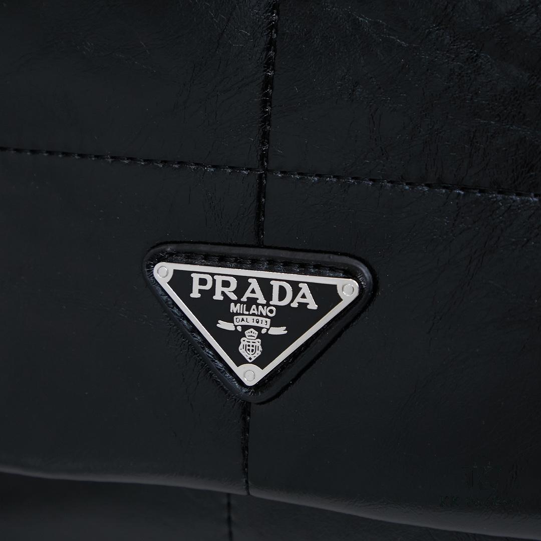 Prada Re-Edition Box Set! Cool to the Core – The Prada Cahier Bag Wins Hearts by Merit