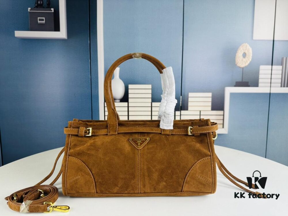 Matte Finish, Size 32x15x11, Model No. 2452 [PRADA New Arrival] Retro-Style Black Waxed Leather Handbag