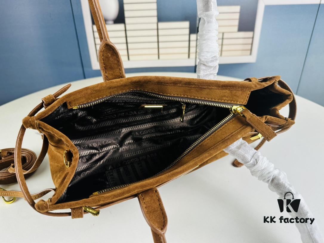 Matte Finish, Size 32x15x11, Model No. 2452 [PRADA New Arrival] Retro-Style Black Waxed Leather Handbag