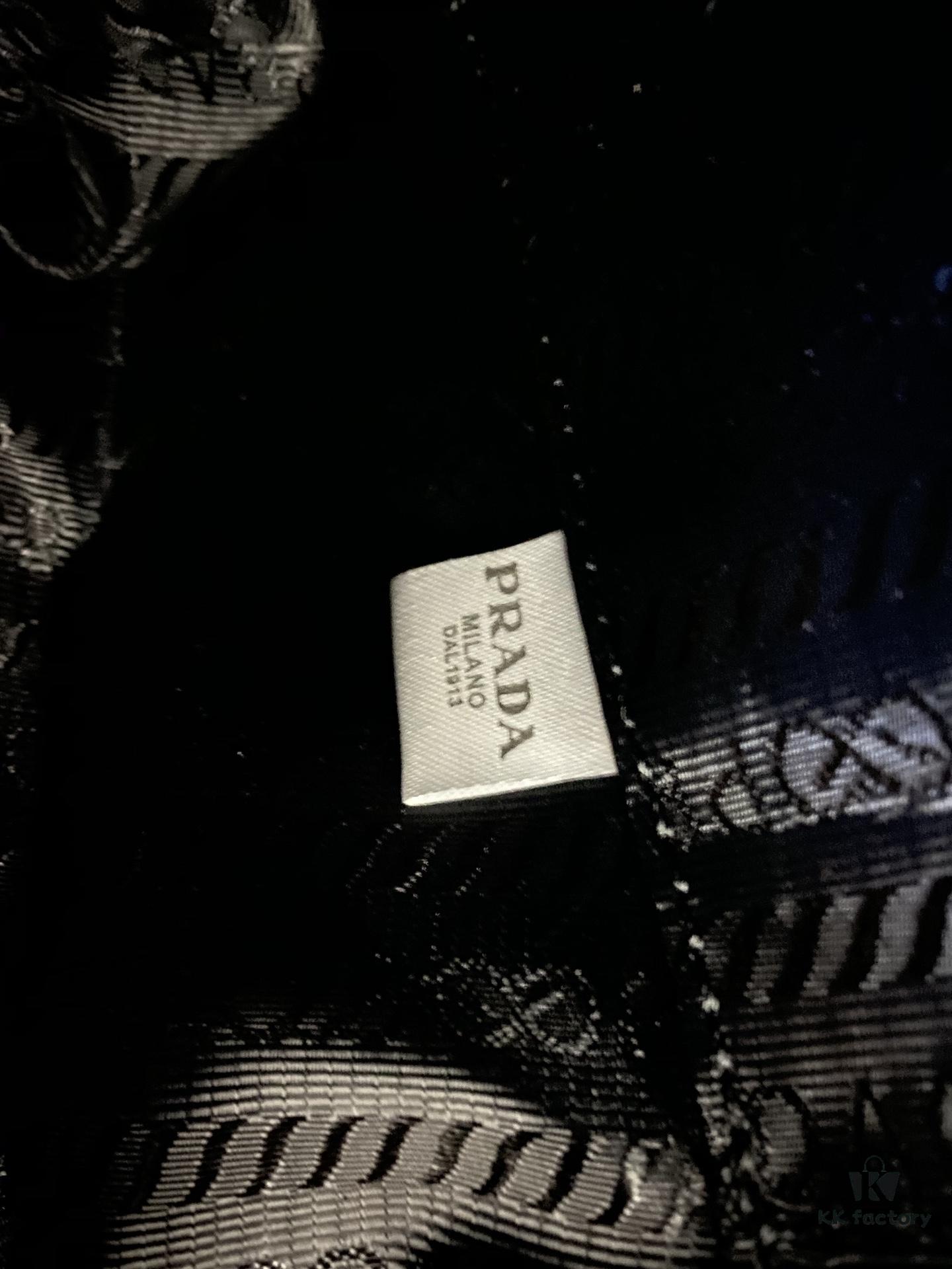 Prada Prada Parachute Fabric Counter Hit Series with Small Crossbody Bag Multi-functional Unisex Style