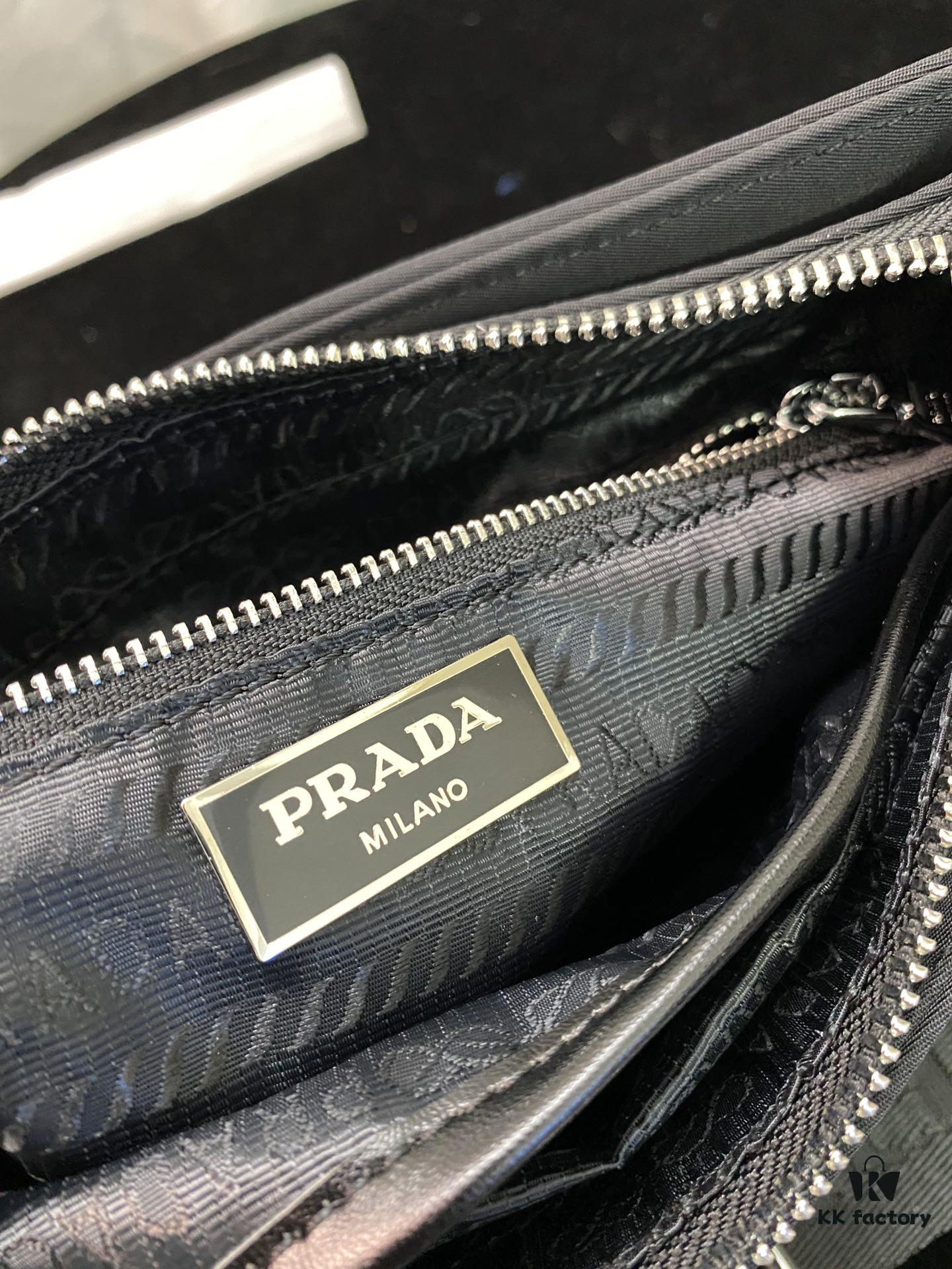 New Arrival PRADA Lightweight Fashion Must-Have for Trendsetters