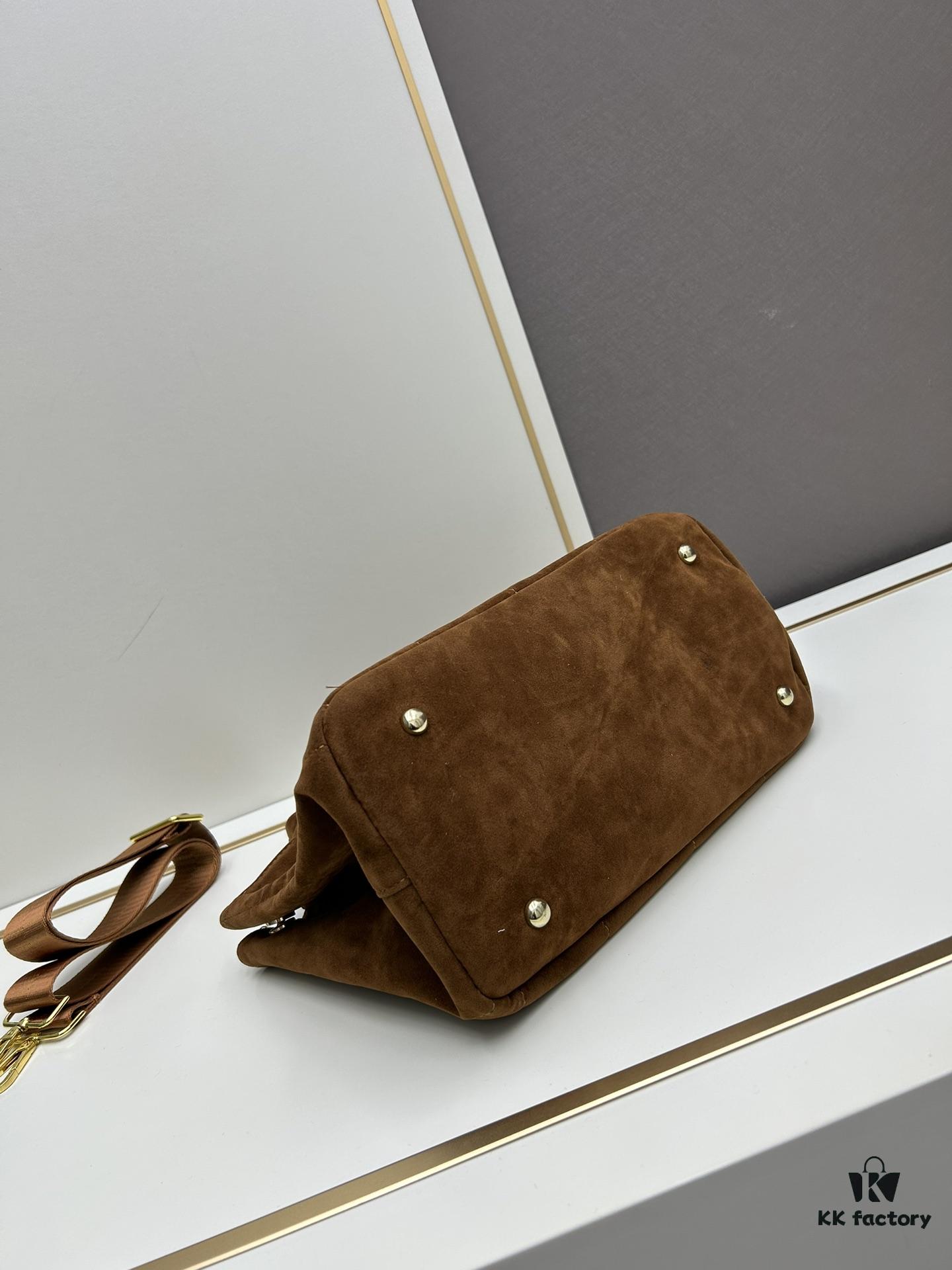 Prada New Arrival: Fortune Begins with the Iconic Triangle Logo