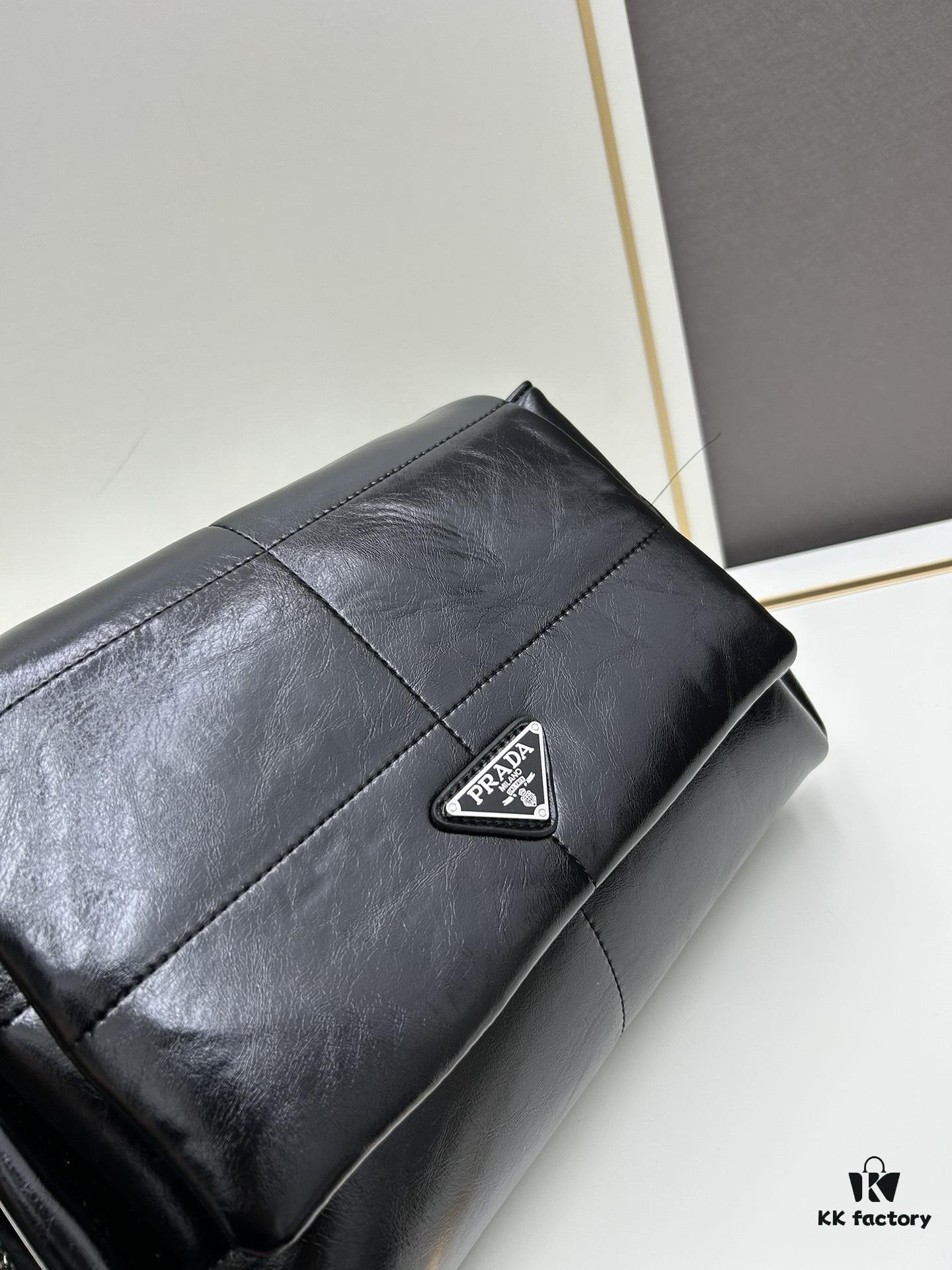Prada Re-Edition Shoulder Bag in Black and Silver – Cool Enough to Steal Your Heart!