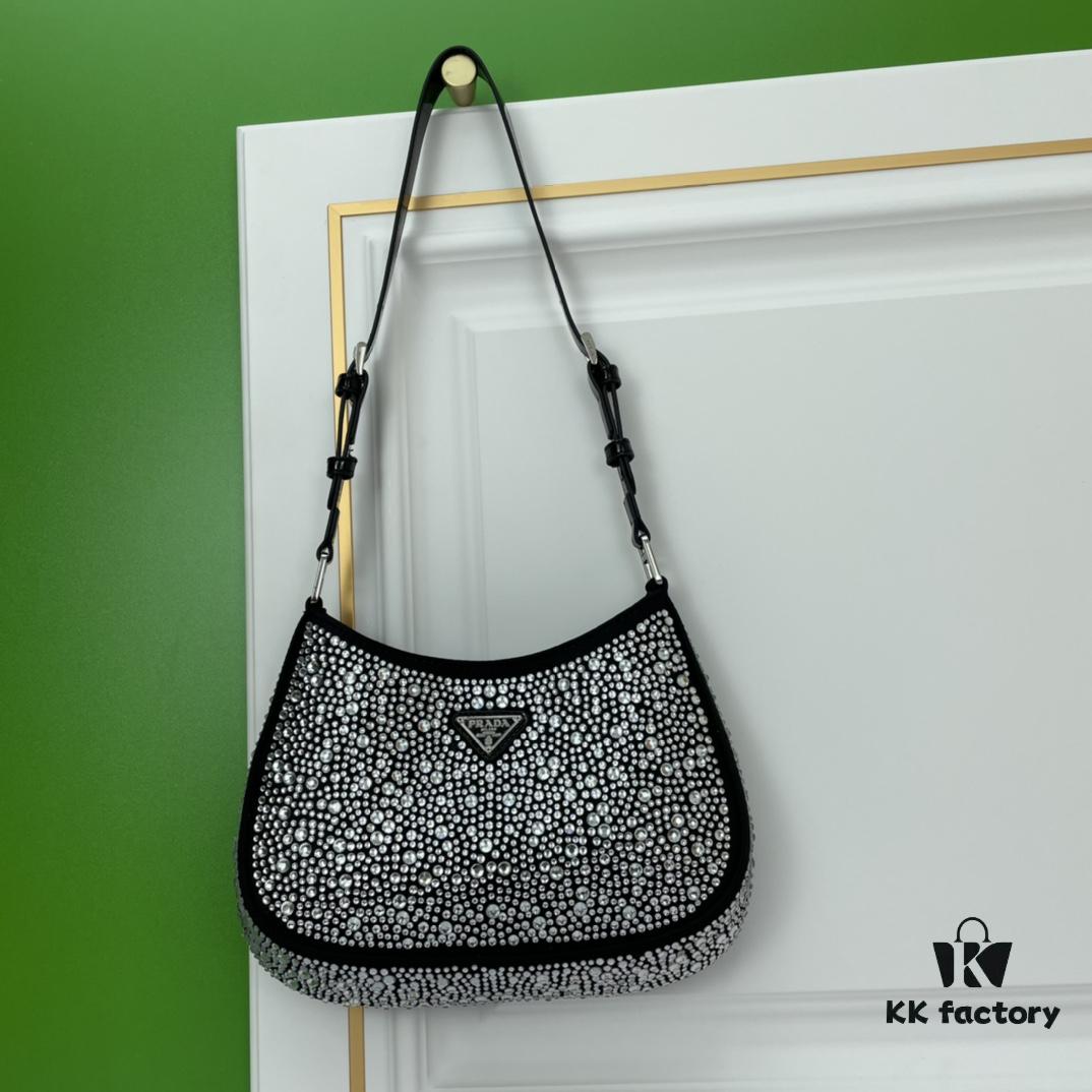 Box Included, Original Order, Factory Custom Leather ♥️ PRADA Launches 2022 Spring/Summer Collection Crystal Hobo Handbag, Premium Calfskin, Inspired by Du Juan, Wen Qi, and Deng Enxi, Lightweight Fashion, Must-Have for Trendsetters