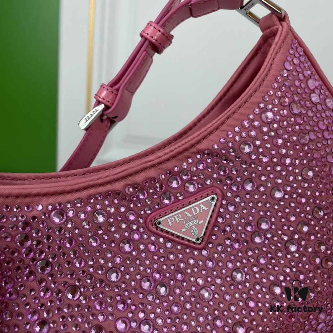 Box Included, Original Order, Factory Custom Leather ♥️ PRADA Launches New 2022 Spring/Summer Crystal Hobo Handbag, Crafted from Premium Calfskin, Inspired by Du Juan, Wen Qi, and Deng Enxi, Faithfully Reproduced, Lightweight and Stylish, Must-Have for Fashion Enthusiasts