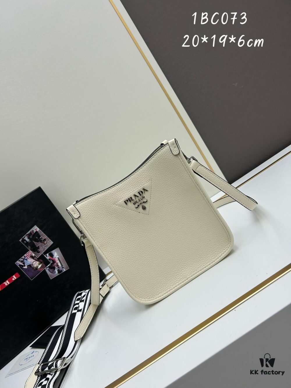 High-Quality PRADA Shoulder Crossbody Bag - Imported Full-Grain Coarse Lychee Texture Leather, Detachable Dual Straps (Leather Strap & Lettered Fabric Strap), Metal Logo, Magnetic Closure