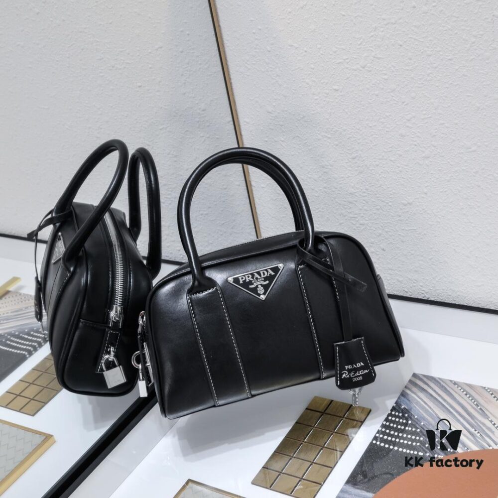PRADA🖤 Premium Vintage Boston Handbag