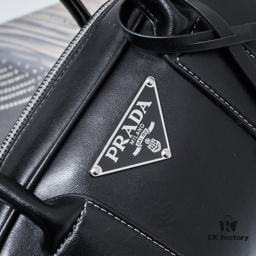 PRADA🖤 Premium Vintage Boston Handbag