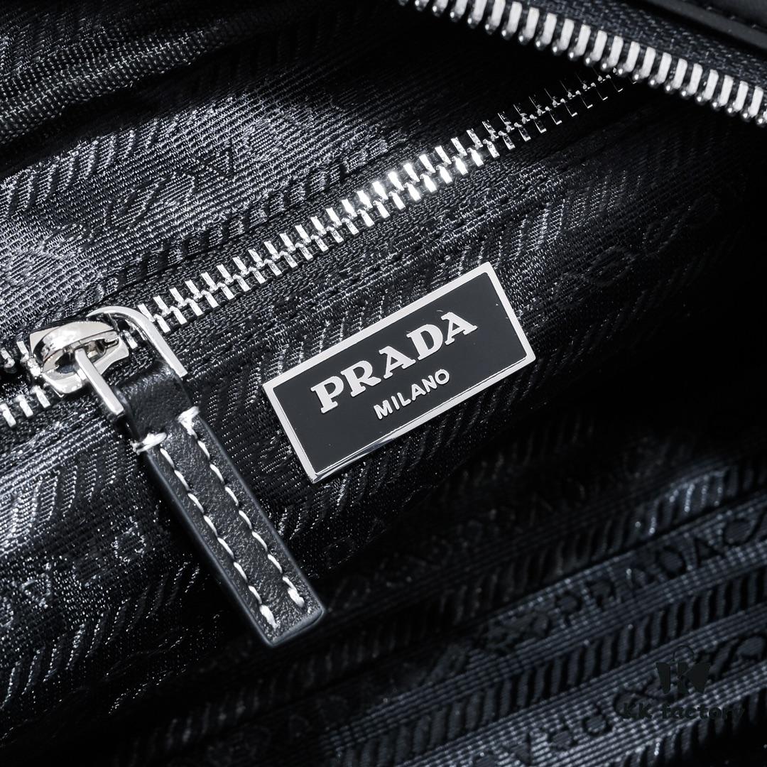 PRADA🖤 Premium Vintage Boston Handbag