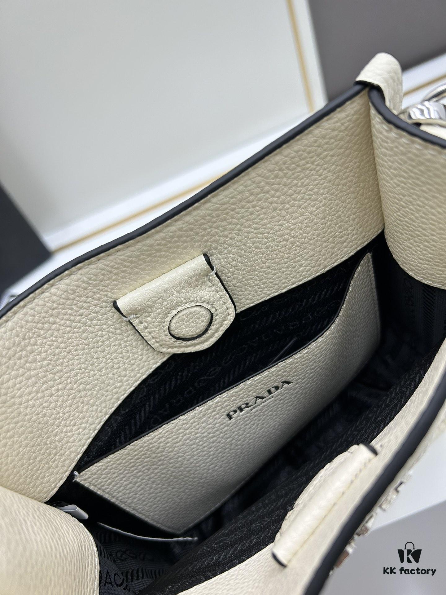 High-Quality PRADA Shoulder Crossbody Bag - Imported Full-Grain Coarse Lychee Texture Leather, Detachable Dual Straps (Leather Strap & Lettered Fabric Strap), Metal Logo, Magnetic Closure