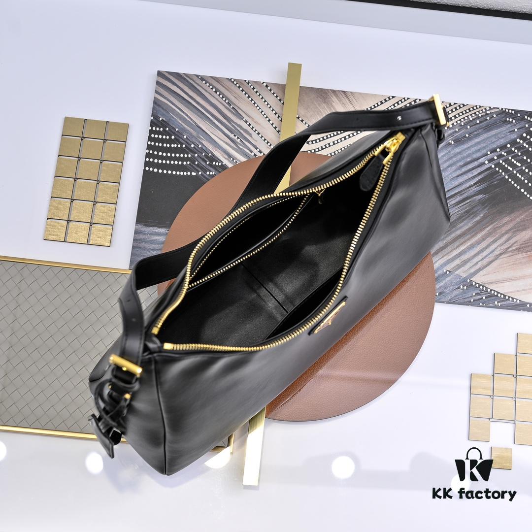 Top Quality Prada's Latest Handbag 1BC228 Arrived - New Stylish Hobo-Inspired Shoulder Bag