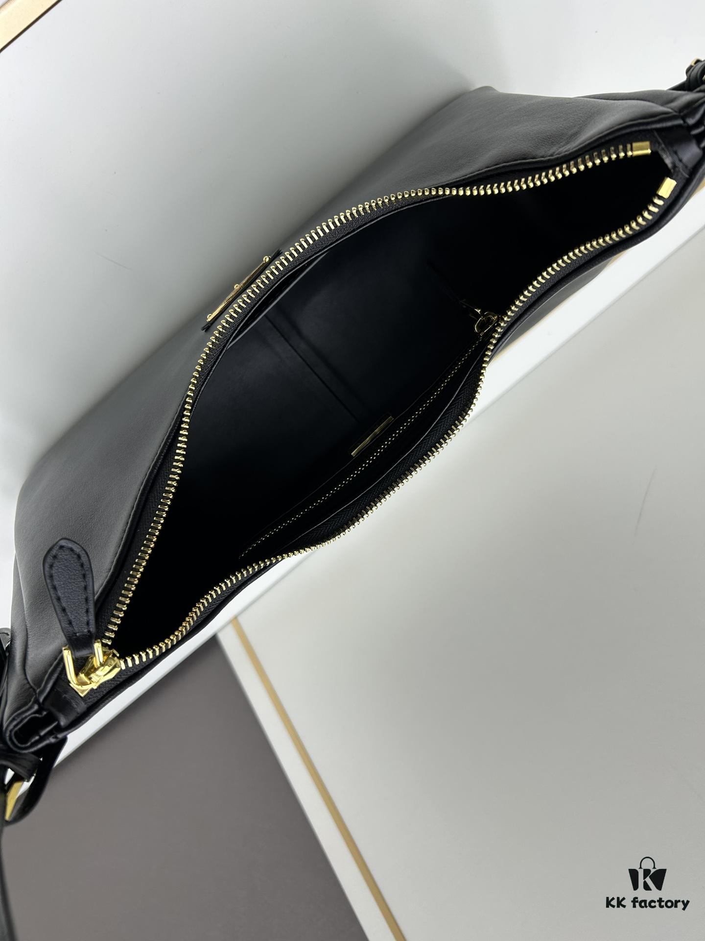 Prada New Arrival Handbag - Smooth Leather Hobo Shoulder Bag