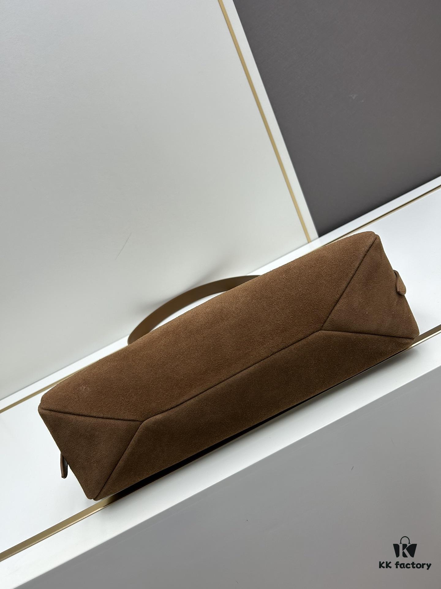 Original Quality + Matching Cabinet Hardware 🌹 (Suede Nubuck) Prada's Latest Handbag 🎉🎉🎉 New Shoulder Bag Inspired by Hobo Silhouette