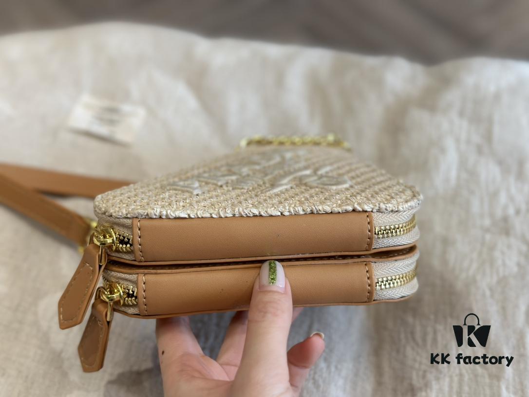 Prada Triangle Bag 🔥 Bestseller