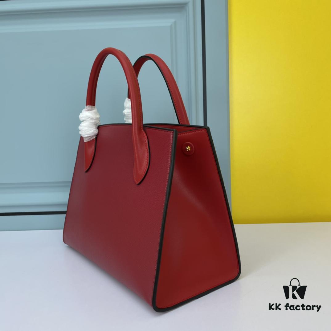 High-Quality Counter Product PRADA #66158 Premium Imported Coarse Cross Cowhide with Calfskin, 175 OEM Code, Enamel Same-Color Logo Pendant, Classic and Uniquely Elegant