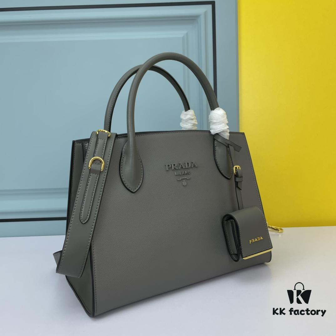 High-Quality Counter Product PRADA #66158 Premium Imported Coarse Cross Cowhide with Calfskin, 175 OEM Code, Enamel Same-Color Logo Pendant, Classic and Uniquely Elegant, 33 x 24 x 15cm