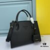 High-Quality Counter Product PRADA #66158 Premium Imported Coarse Cross Cowhide with Calfskin, 175 OEM Code, Enamel Same-Color Logo Pendant, Classic and Uniquely Charming, Fashionable and Elegant, 33 x 24 x 15cm