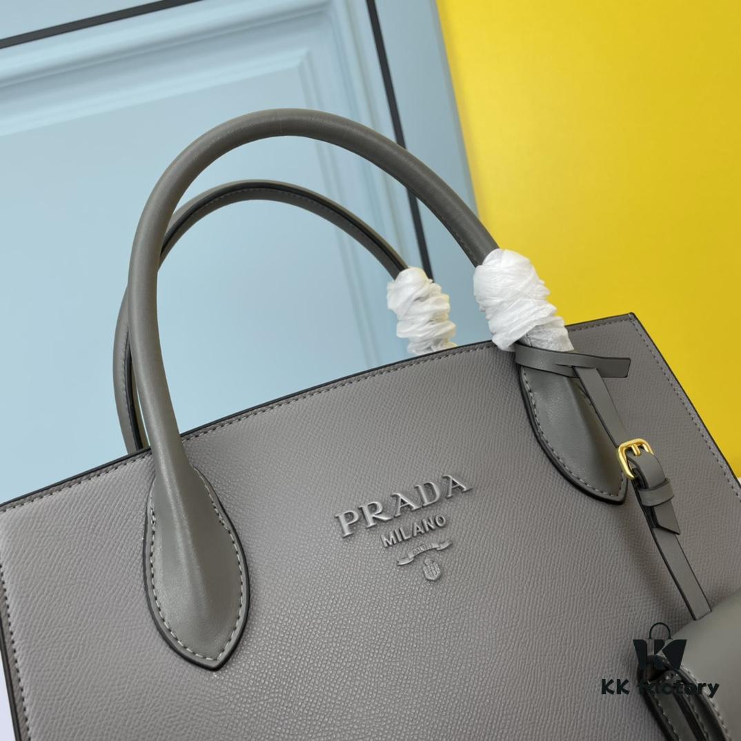 High-Quality Counter Product PRADA #66158 Premium Imported Coarse Cross Cowhide with Calfskin, 175 OEM Code, Enamel Same-Color Logo Pendant, Classic and Uniquely Elegant, 33 x 24 x 15cm