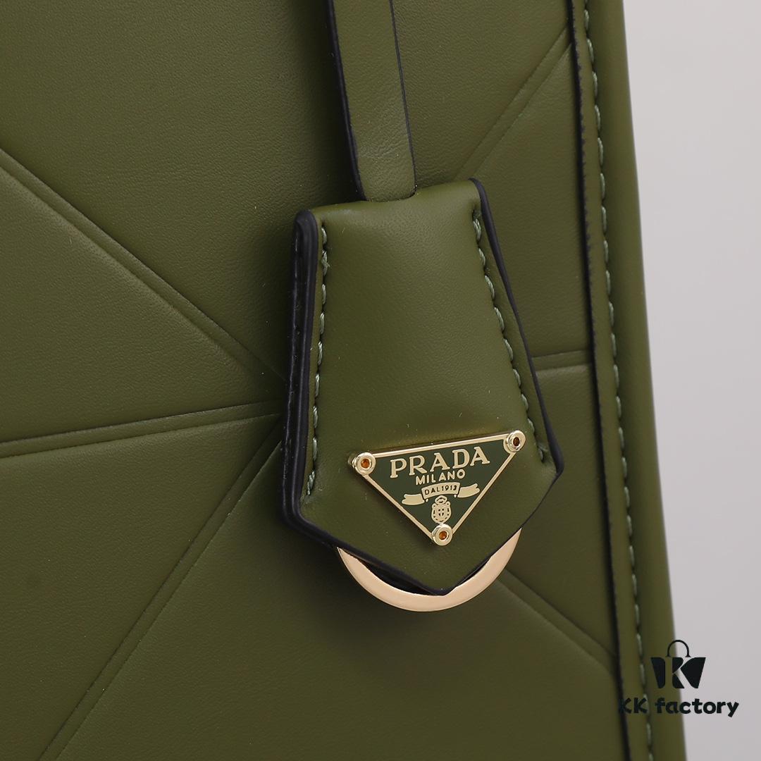 Prada Latest 22 Tote Shopping Bag 🛍️ This Season's Signature Collection