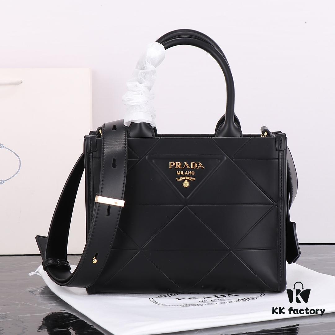 Prada Latest 22 Tote Shopping Bag 🛍️ This Season's Key Style for the Entire Season