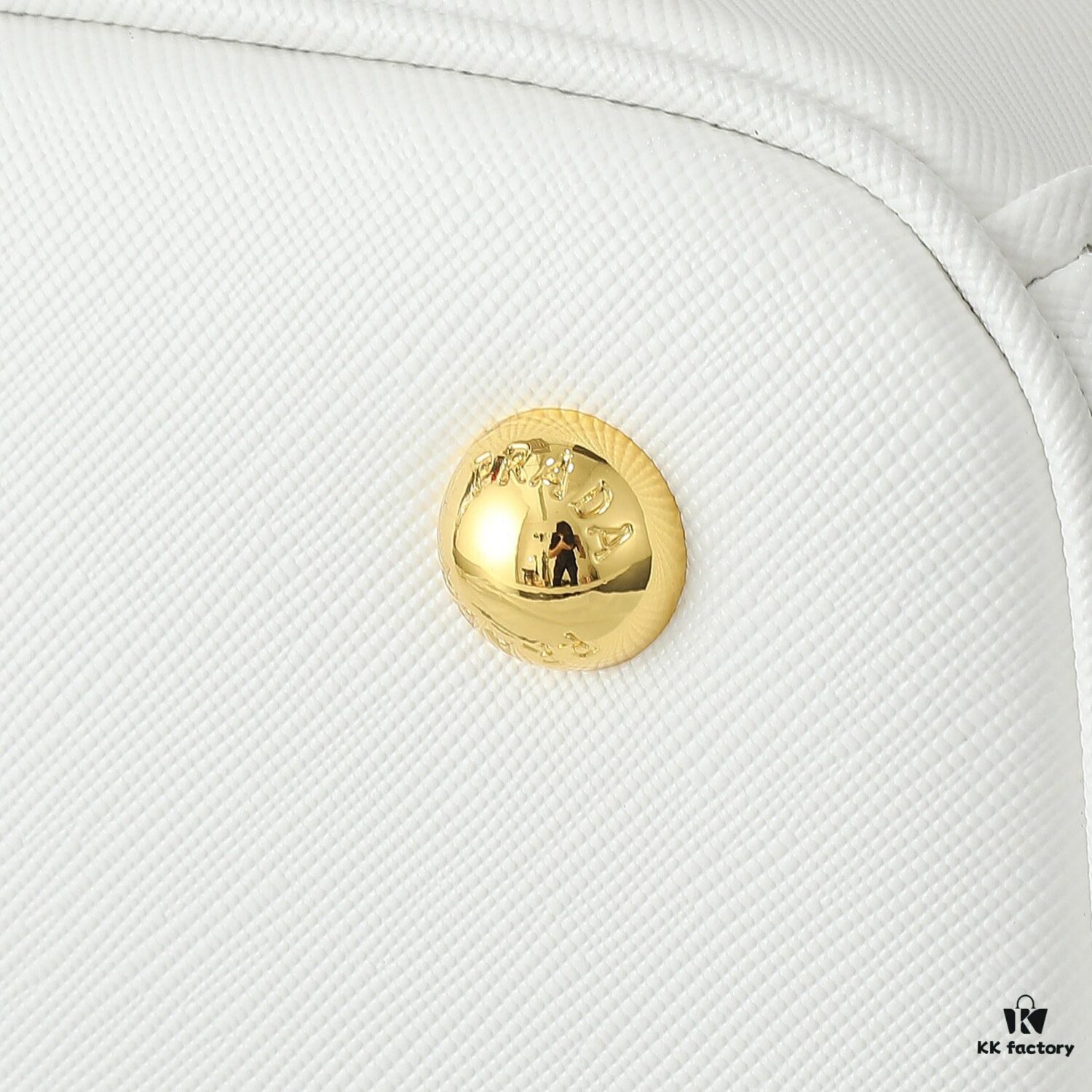 House Super Hot Selling Killer Bag, Saffiano Leather, Dual Top Handles, Detachable Adjustable Leather Shoulder Strap, Gold-Tone Hardware, Triangular Leather Patch with Metal Engraved Logo, Snap Button Closure on Sides, Two Exterior Zip Pockets, Three Interior Pockets Including One Zippered Pocket, Prada-Branded Lining