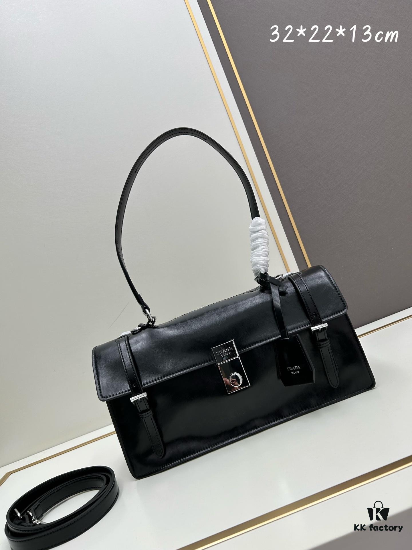 PRADA New Arrival 🎉 (All-Leather Series) [Original Quality with Matching Hardware] Full-Grain Oil-Waxed Calfskin