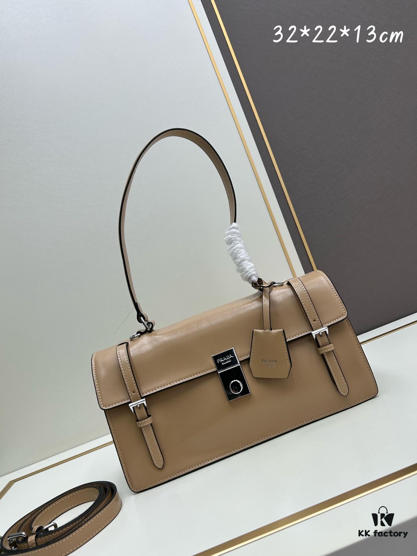 PRADA Counter New Arrival 🎉 (All-Leather Series) [Original Order Quality with Matching Counter Hardware] Full-Grain Oil-Waxed Calfskin