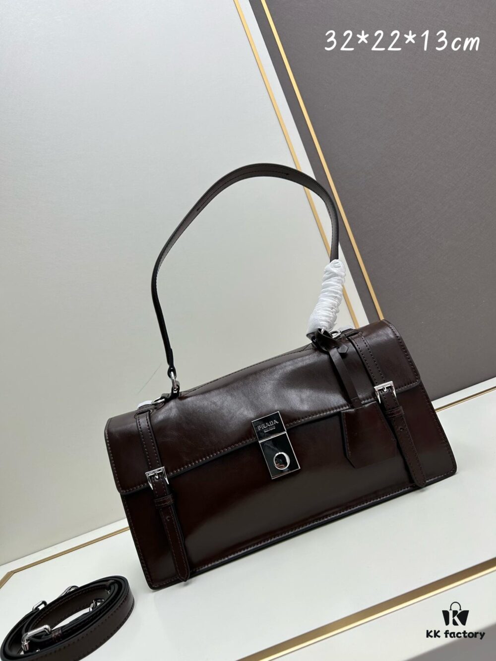 PRADA Counter New Arrival 🎉 (All-Leather Series) [Original Order Quality with Matched Hardware] Full-Grain Wax Oil Cowhide