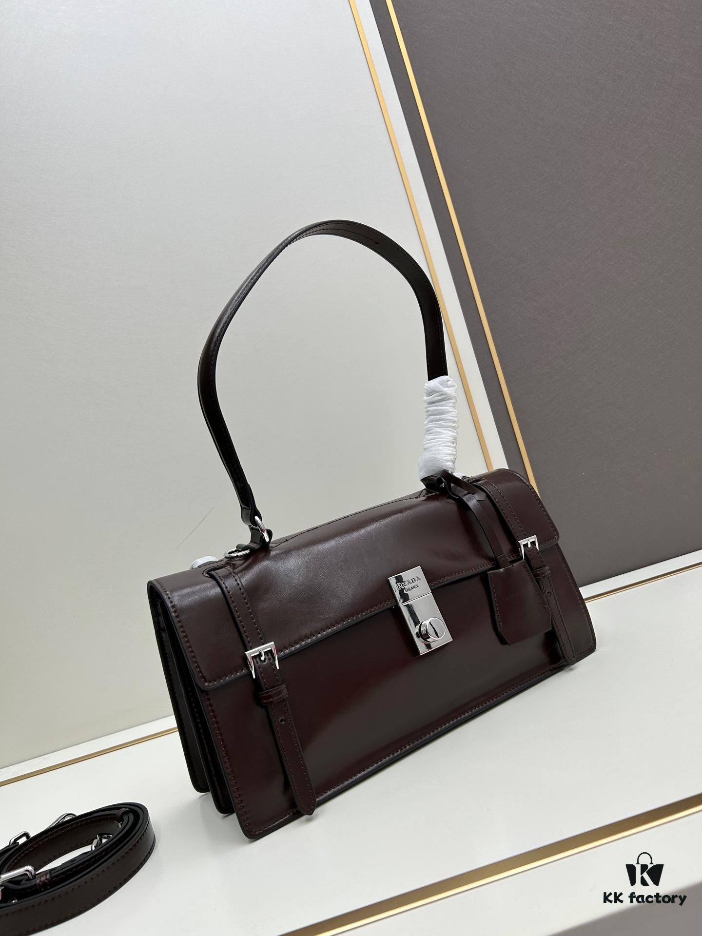 PRADA Counter New Arrival 🎉 (All-Leather Series) [Original Order Quality with Matched Hardware] Full-Grain Wax Oil Cowhide