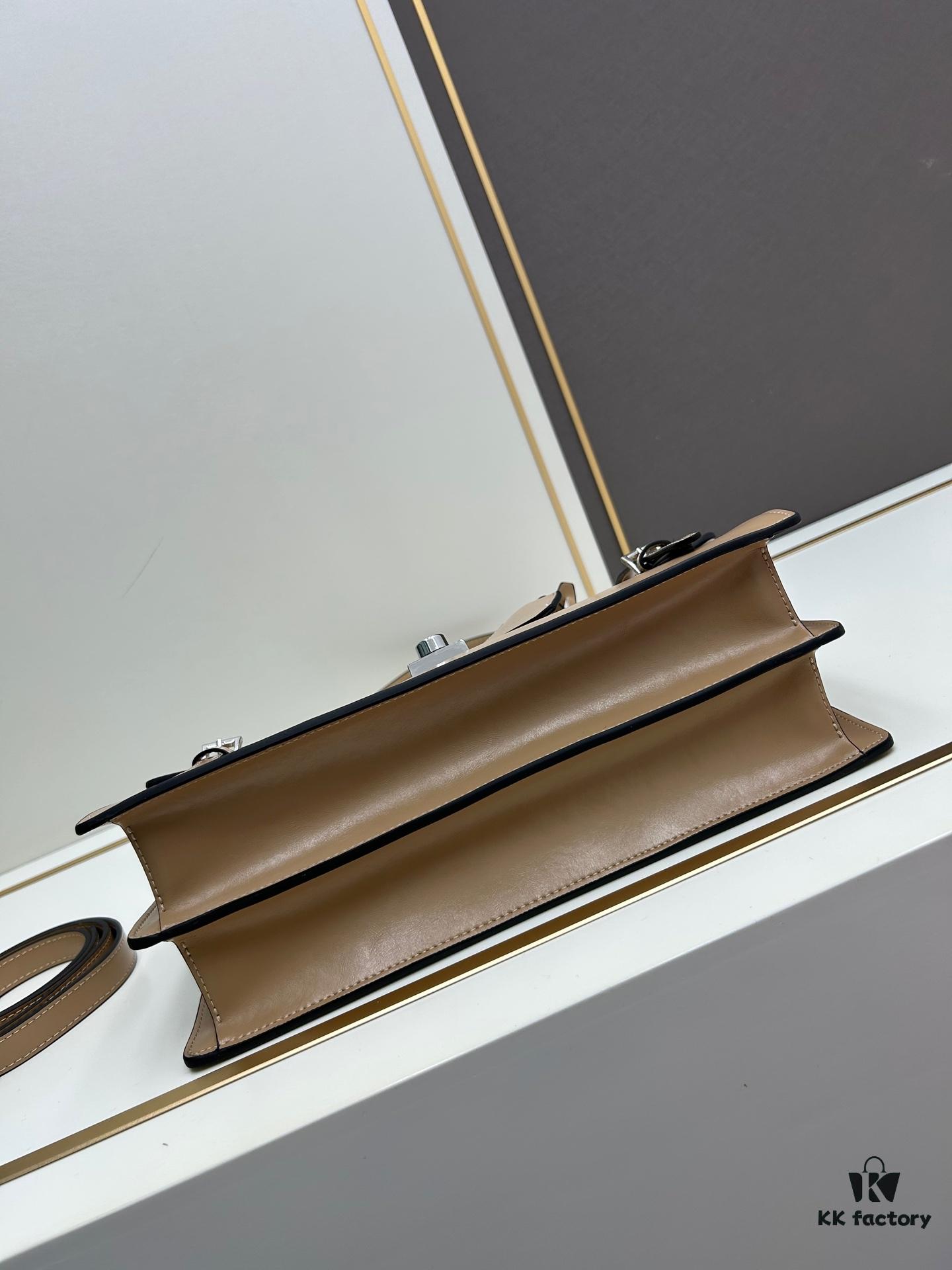 PRADA Counter New Arrival 🎉 (All-Leather Series) [Original Order Quality with Matching Counter Hardware] Full-Grain Oil-Waxed Calfskin